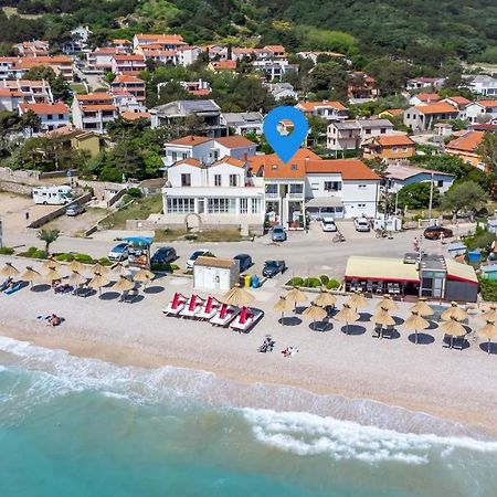 Beach Holiday Baska Buitenkant foto