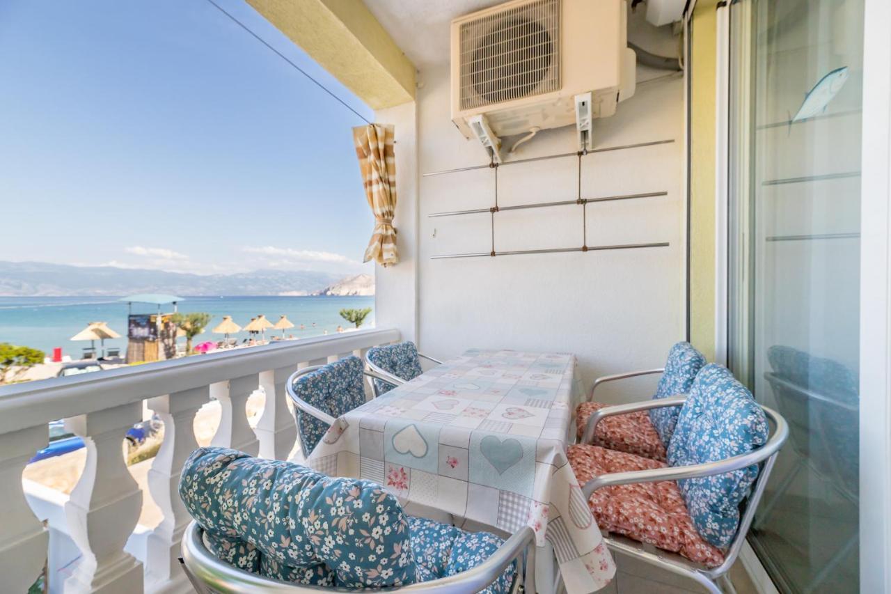 Beach Holiday Baska Buitenkant foto